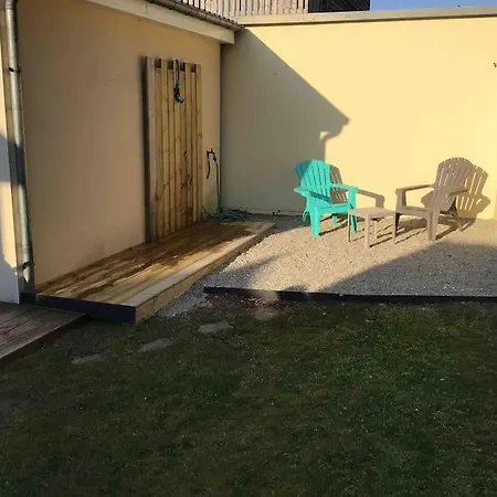 Maison De A Deux Pas De La Nyaraló Pirou