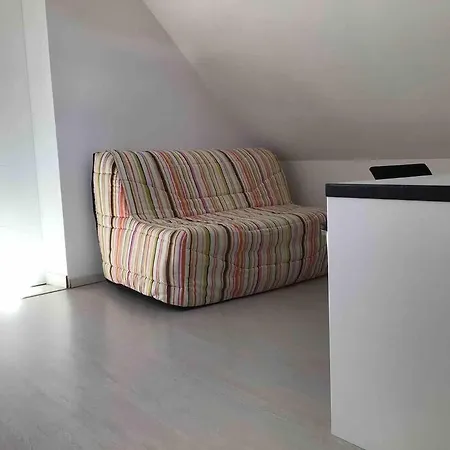 Maison De A Deux Pas De La Nyaraló Pirou
